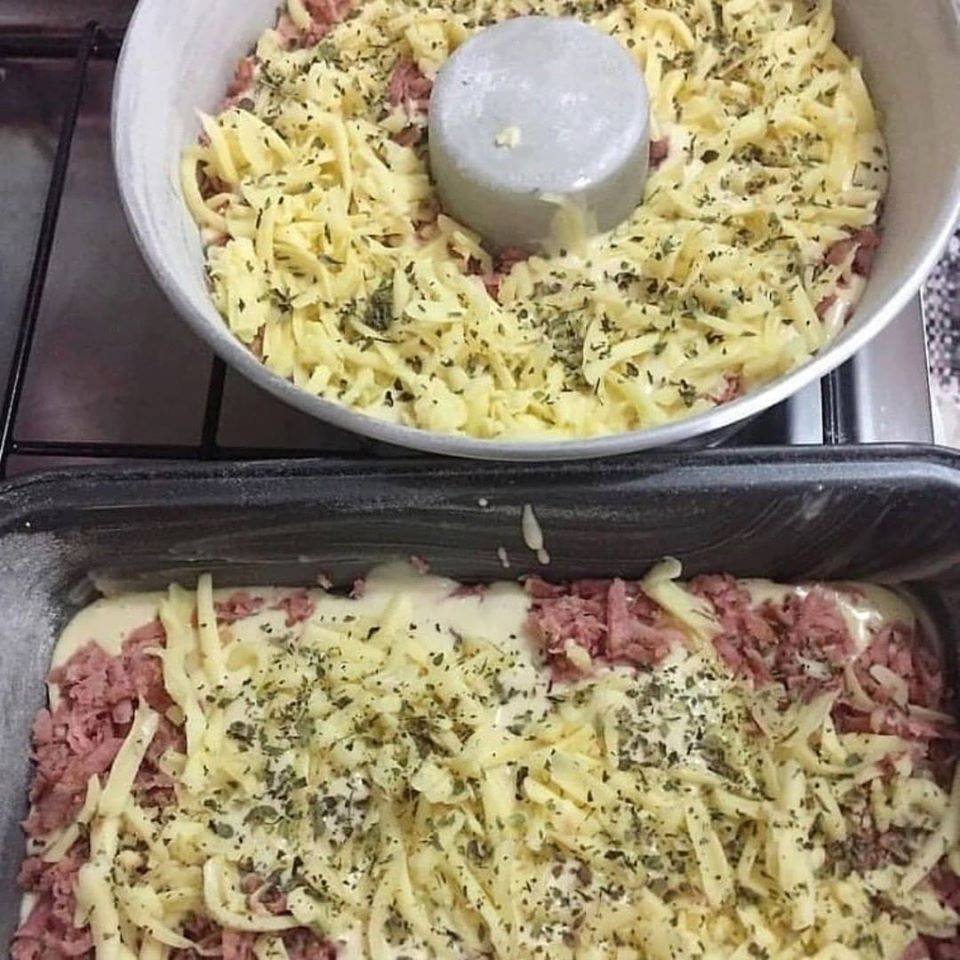 PÃO CASEIRO RECHEADO COM CALABRESA, QUEIJO