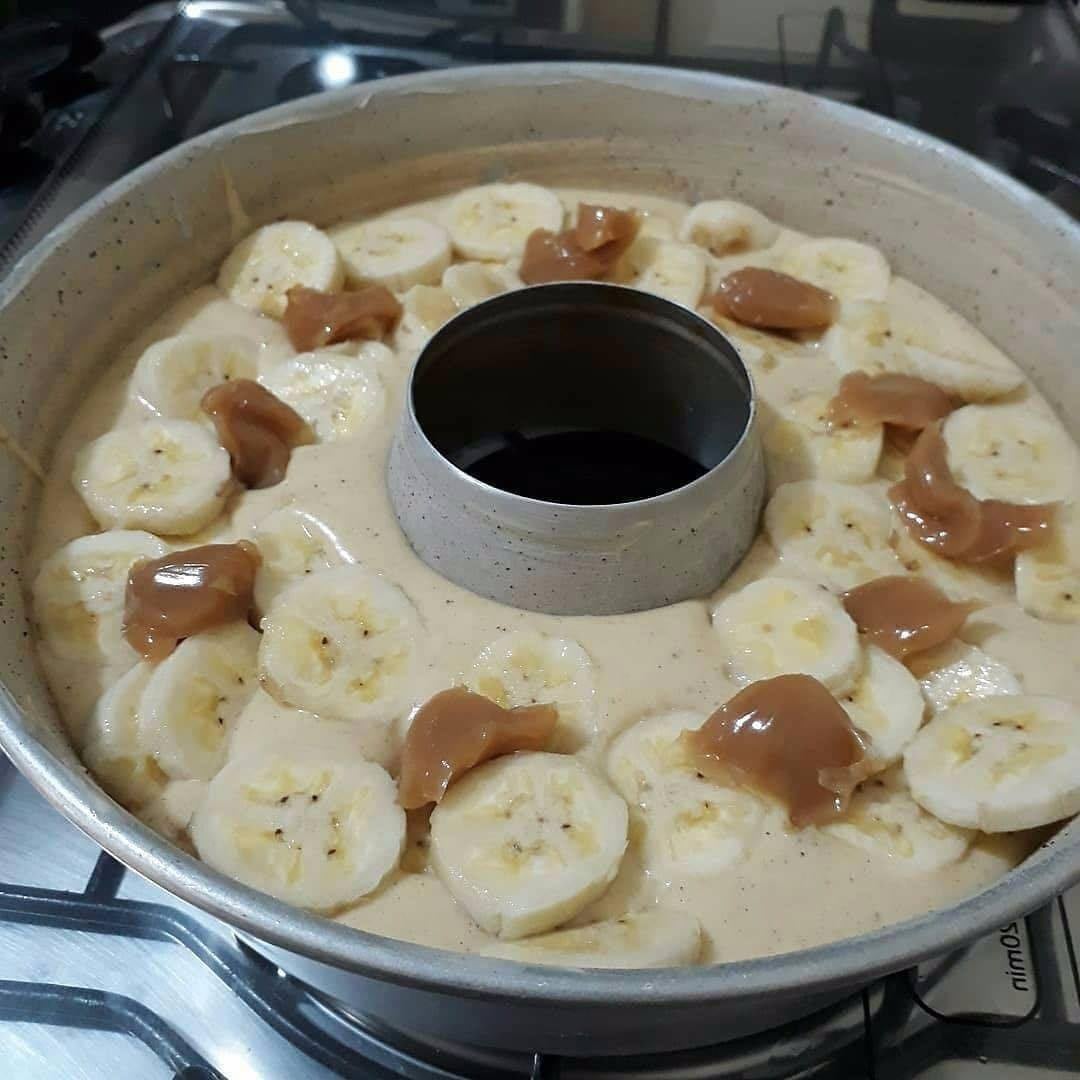 Bolo de banana com Doce de leite