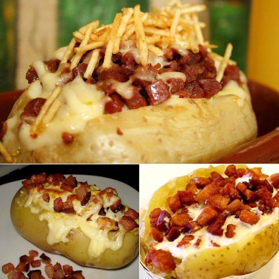 Batata Recheada com Bacon e Requeijã