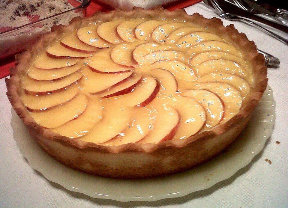 TORTA DE MAÇÃ COM CREME DELICIOSA