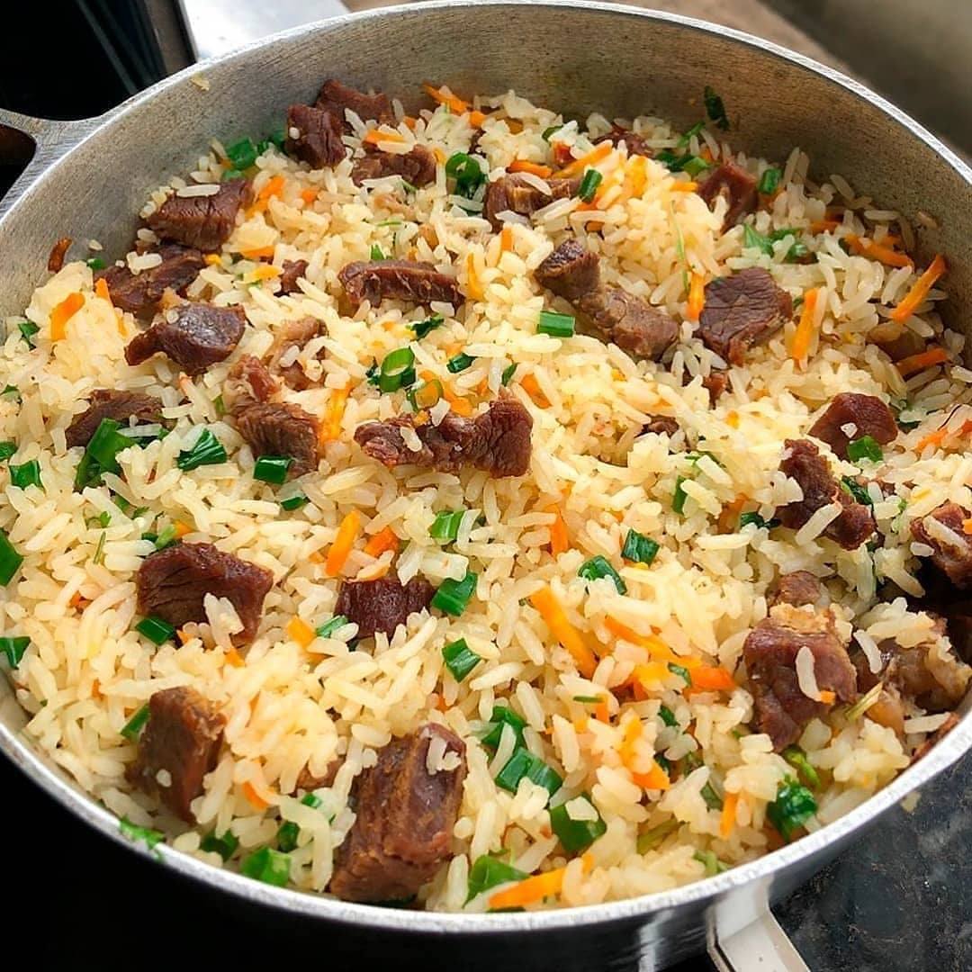 Arroz com carne de sol