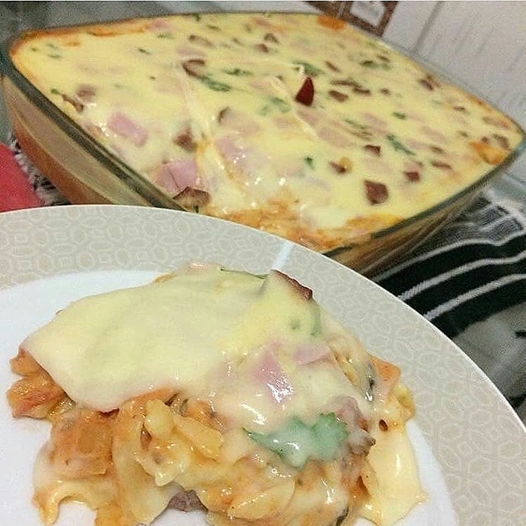 Macarrão Cremoso com Calabresa e creme de batatas