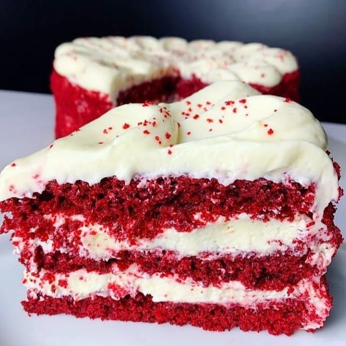 Bolo red velvet molhadinho