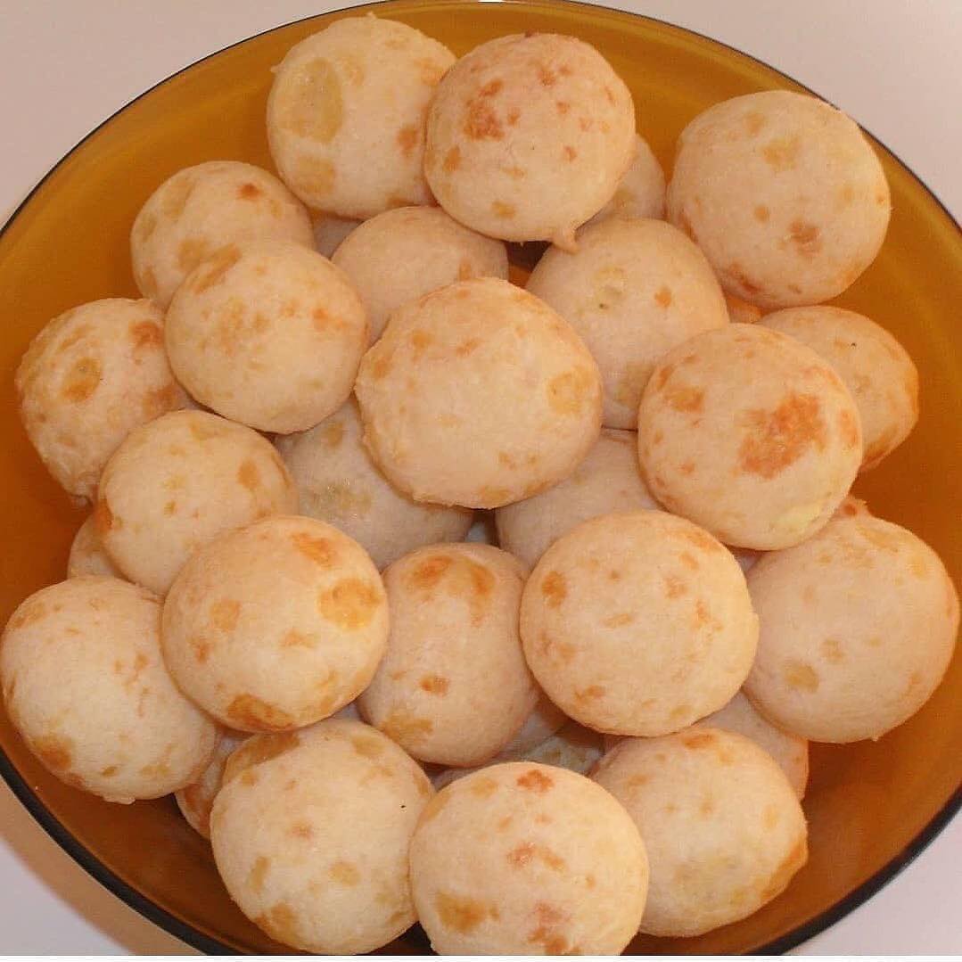 Pão de queijo simples e saboroso