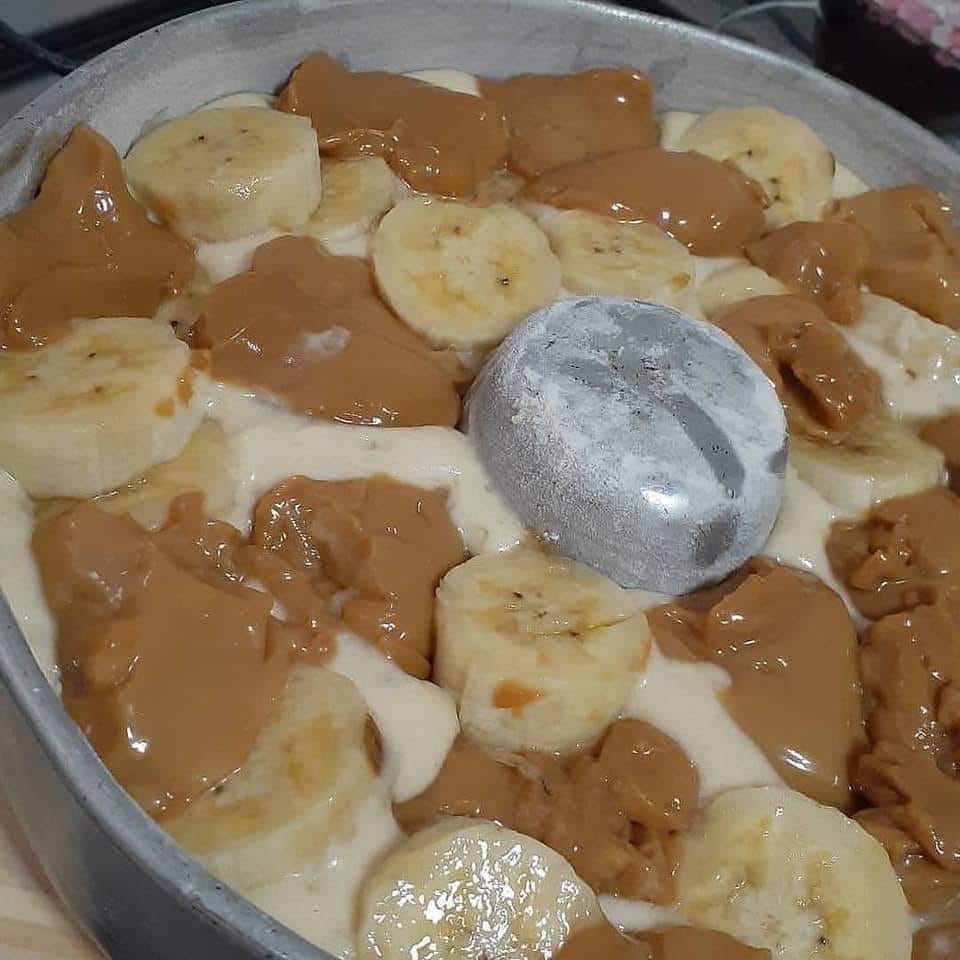 Bolo de Banana com Doce de leite