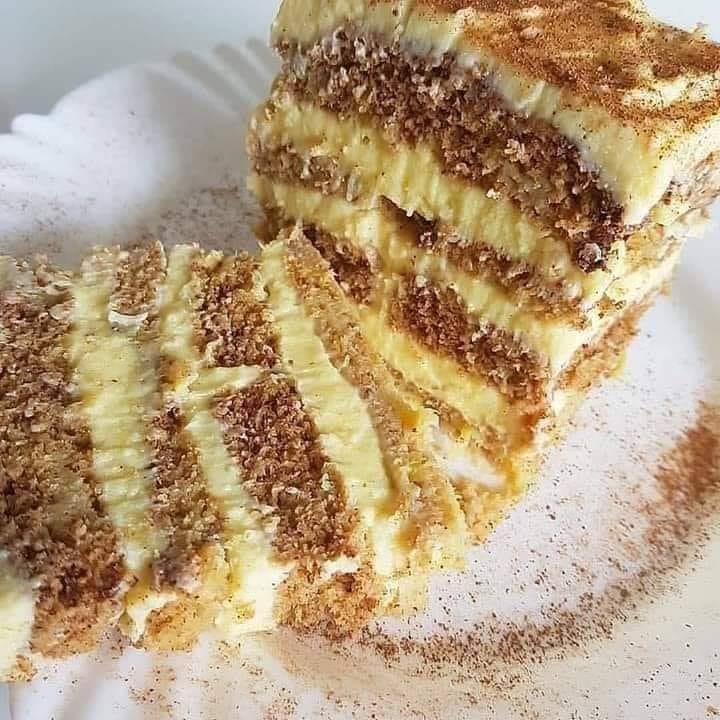 TORTA DE BANANA COM BRIGADEIRO BRANCO