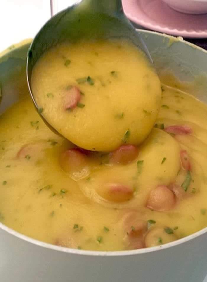 Caldo de Aipim com Calabresa