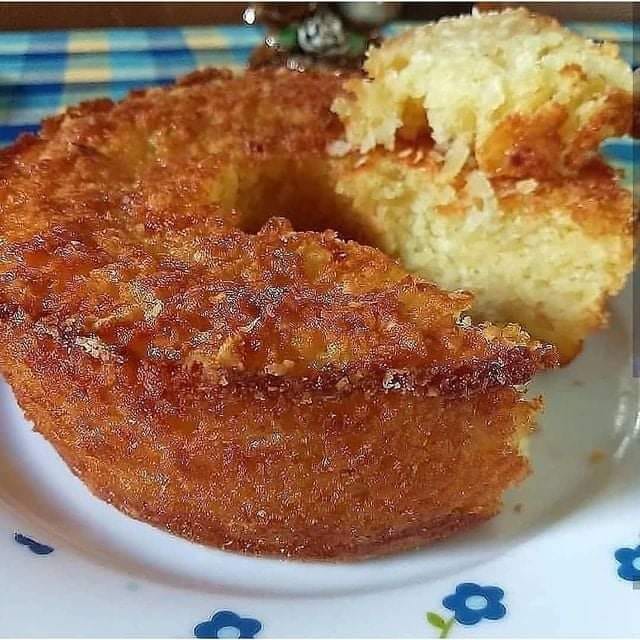 Bolo de Mandioca com Coco